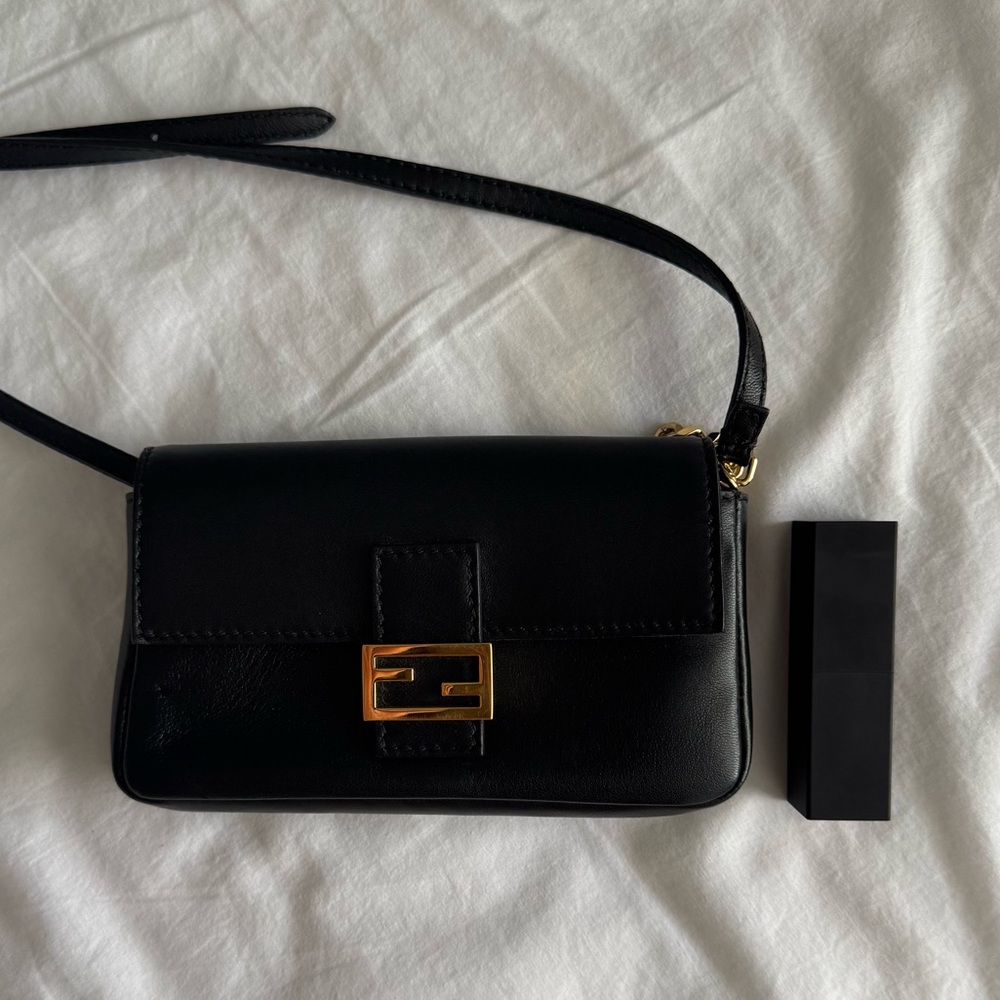 Fendi Wallet On Chain Baguette - Picture 12 of 12